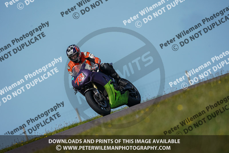 anglesey no limits trackday;anglesey photographs;anglesey trackday photographs;enduro digital images;event digital images;eventdigitalimages;no limits trackdays;peter wileman photography;racing digital images;trac mon;trackday digital images;trackday photos;ty croes